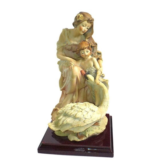 Giuseppe Armani Maternity Swan Porcelain Figurine Limited Edition - Picture 3 of 9